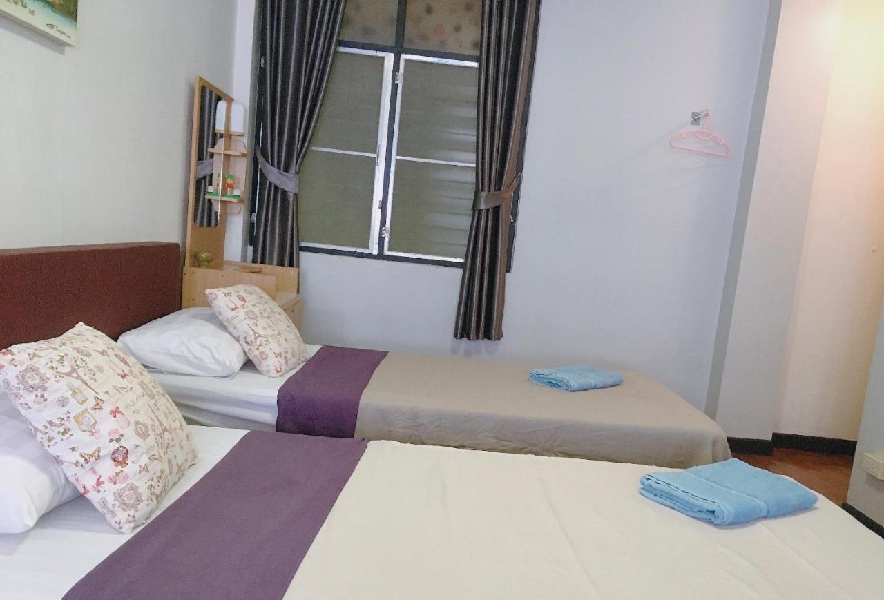 Wayside Guesthouse Chiang Mai Bagian luar foto