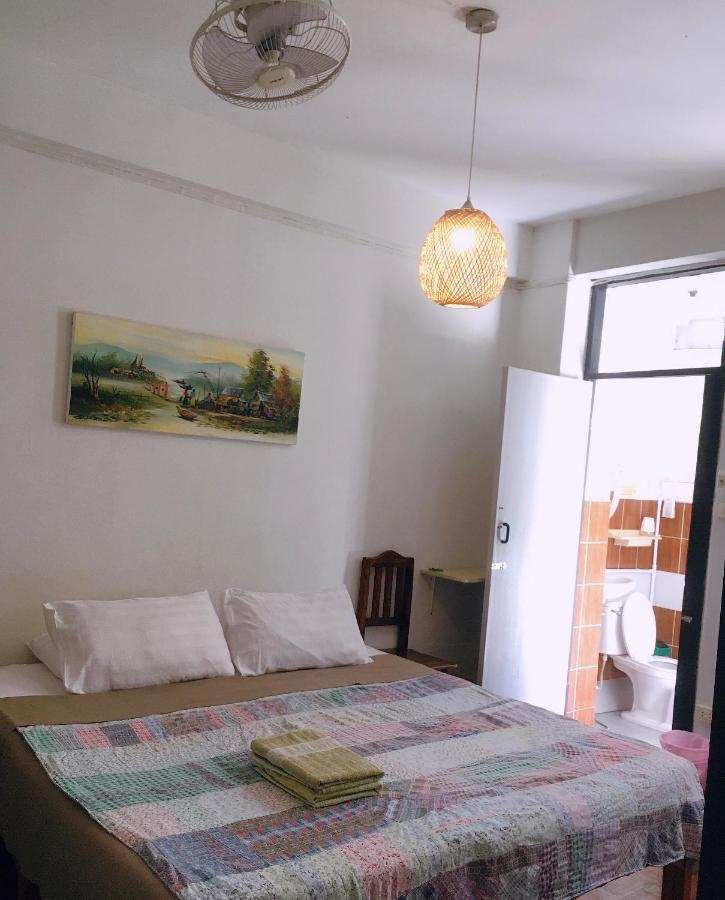 Wayside Guesthouse Chiang Mai Bagian luar foto