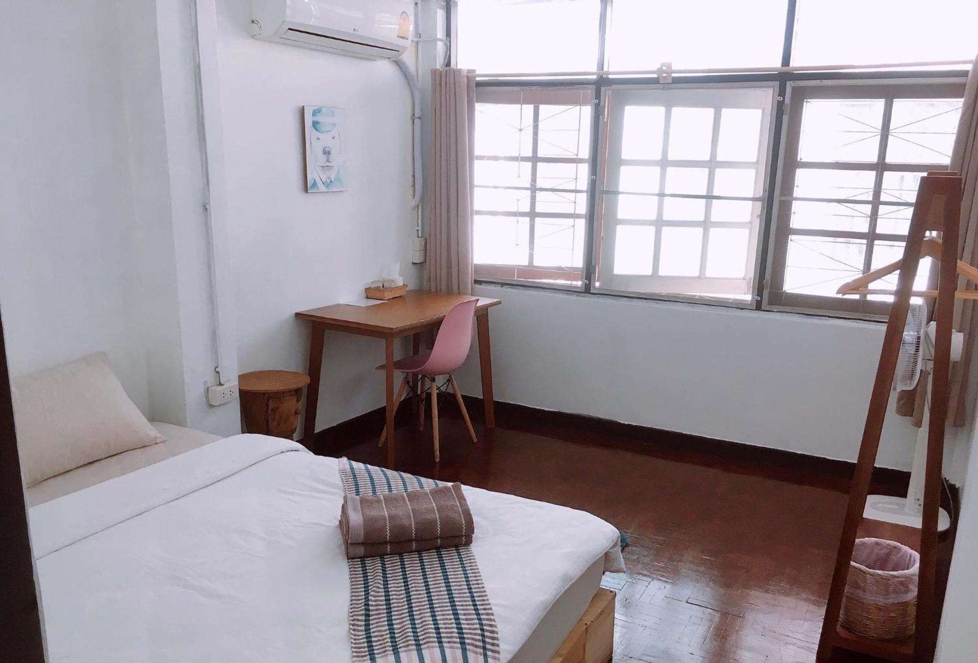 Wayside Guesthouse Chiang Mai Bagian luar foto