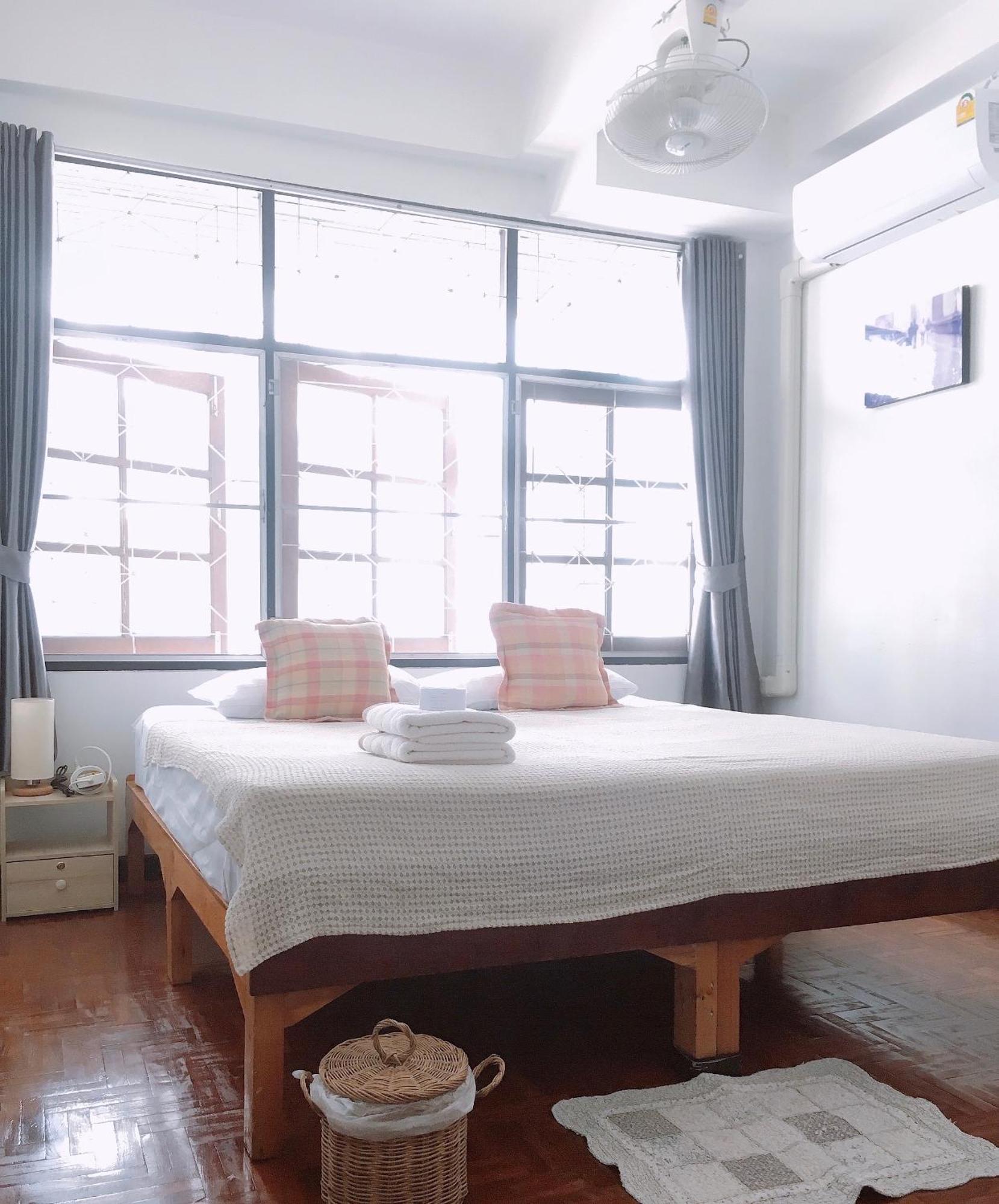 Wayside Guesthouse Chiang Mai Bagian luar foto